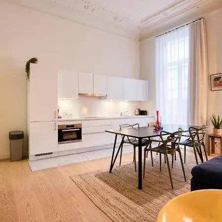 The Ghentian By Domani