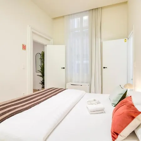 Hotel The Ghentian By Domani